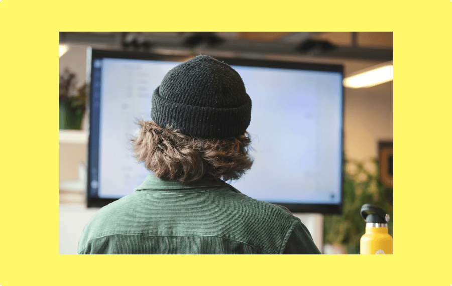 Use Hopscotch to navigate late fees and interest on overdue invoice charges